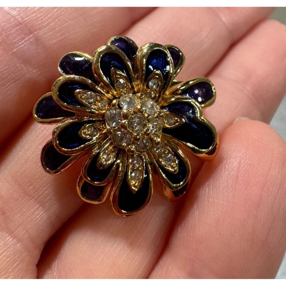 Vintage Floral Brooch With Rhinestones & Enamel Petals
